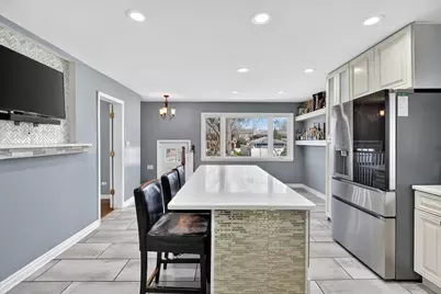 2956 W 99th Place, Evergreen Park, IL 60805 - Photo 10