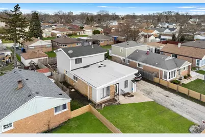 4680 W 83rd Street, Chicago, IL 60652 - Photo 2