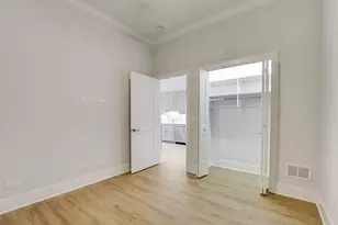 [Address not provided], Chicago, IL 60607 - Photo 12