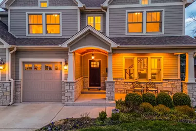 1849 N Chestnut Avenue, Arlington Heights, IL 60004 - Photo 2