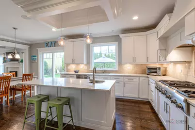 1849 N Chestnut Avenue, Arlington Heights, IL 60004 - Photo 12