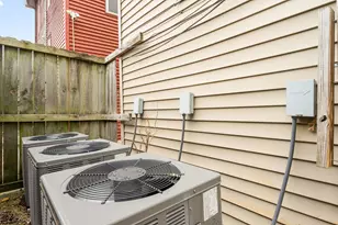 11814 S Hale Ave, Chicago, IL 60643 - Photo 16