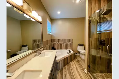 1373 W Hubbard Street #1W, Chicago, IL 60642 - Photo 22
