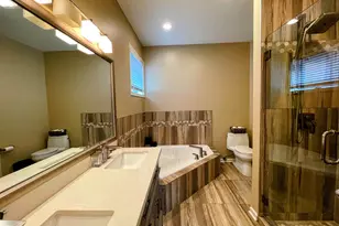 1373 W Hubbard St, Chicago, IL 60642 - Photo 22