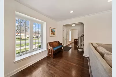 901 S Seminary Avenue, Park Ridge, IL 60068 - Photo 8