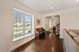 901 S Seminary Ave, Park Ridge, IL 60068 - Photo 8