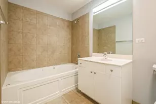 235 W Van Buren St, Chicago, IL 60607 - Photo 16
