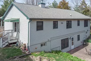 10293 Getz Rd, Mount Carroll, IL 61053 - Photo 4