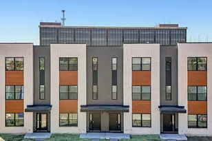 2221 Waters Edge Dr, Schaumburg, IL 60196 - Photo 1