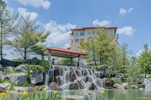 40 Prairie Park Dr, Wheeling, IL 60090 - Photo 2