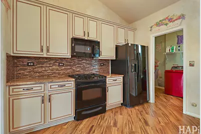 [Address not provided], Lakemoor, IL 60051 - Photo 8