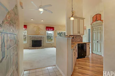 [Address not provided], Lakemoor, IL 60051 - Photo 4