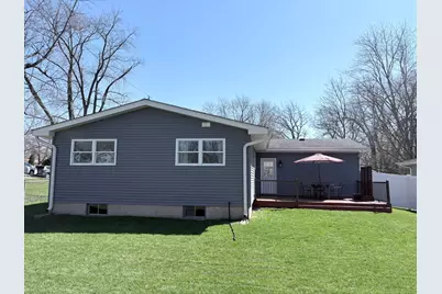 924 Spring Avenue, Saint Charles, IL 60174 - Photo 6