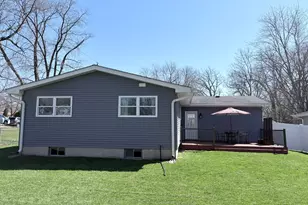 924 Spring Ave, Saint Charles, IL 60174 - Photo 6