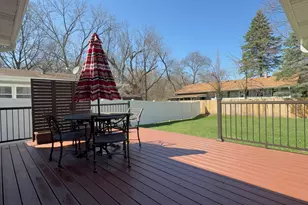 924 Spring Ave, Saint Charles, IL 60174 - Photo 8