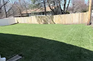 924 Spring Ave, Saint Charles, IL 60174 - Photo 10