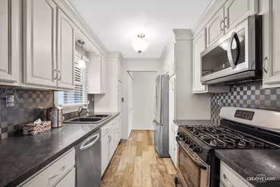 27317 W Lakeview Drive S, Lake Barrington, IL 60084 - Photo 8