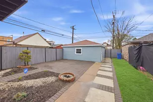 7115 S Rockwell St, Chicago, IL 60629 - Photo 30