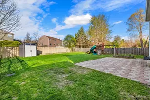 627 Grace Dr, Lake in the Hills, IL 60156 - Photo 42