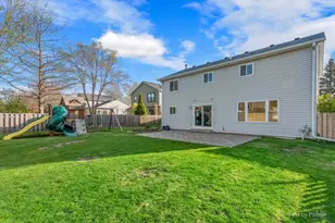 627 Grace Dr, Lake in the Hills, IL 60156 - Photo 40