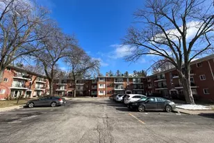 10115 Old Orchard Ct, Skokie, IL 60076 - Photo 14