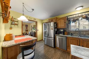 256 S Ellyn Ave, Glen Ellyn, IL 60137 - Photo 6