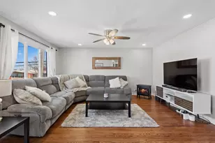 5021 Church St, Skokie, IL 60077 - Photo 4