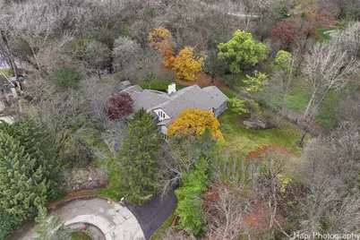 11 Lakewood Drive, Bannockburn, IL 60015 - Photo 6