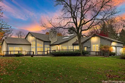 11 Lakewood Drive, Bannockburn, IL 60015 - Photo 1