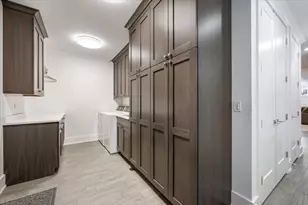 2122 W McLean St, Chicago, IL 60647 - Photo 30