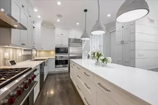 2122 W McLean St, Chicago, IL 60647 - Photo 10