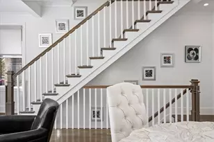 2122 W McLean St, Chicago, IL 60647 - Photo 6