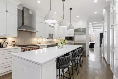 2122 W McLean Street, Chicago, IL 60647 - Photo 8