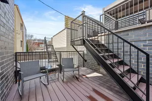 2122 W McLean St, Chicago, IL 60647 - Photo 16