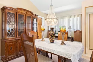 8755 N Oleander Ave, Niles, IL 60714 - Photo 8