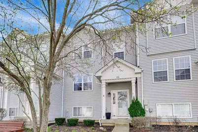 590 N Triumph Court, Hainesville, IL 60073 - Photo 2