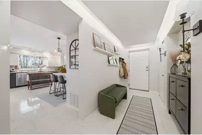 6601 Martin France Circle #2B, Tinley Park, IL 60477 - Photo 4