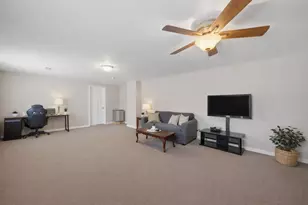 1222 Grove St, Aurora, IL 60505 - Photo 16