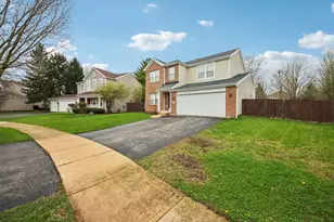 1804 Thornapple Way, Aurora, IL 60504 - Photo 2