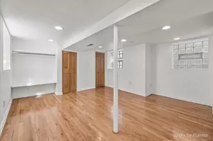 4827 N Harding Ave, Chicago, IL 60625 - Photo 20