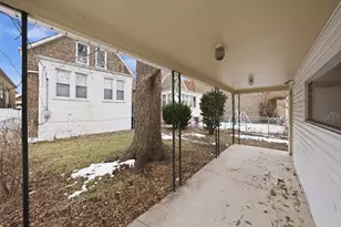 7544 S Eberhart Ave, Chicago, IL 60619 - Photo 22