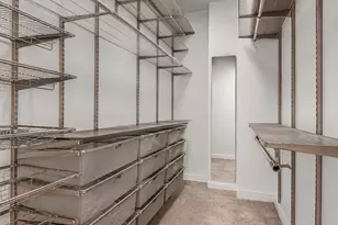 1516 W Sherwin Ave, Chicago, IL 60626 - Photo 22