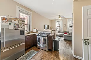 1214 W Melrose St, Chicago, IL 60657 - Photo 4