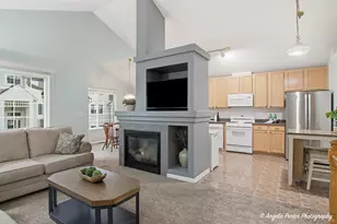 324 New Haven Dr, Cary, IL 60013 - Photo 4