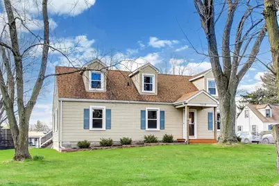 1607 W Plainfield Road, La Grange Highlands, IL 60525 - Photo 1