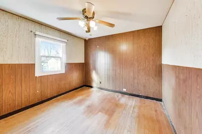 1607 W Plainfield Road, La Grange Highlands, IL 60525 - Photo 18