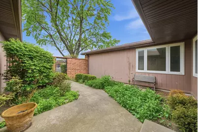 2453 Seville Circle, Northbrook, IL 60062 - Photo 26