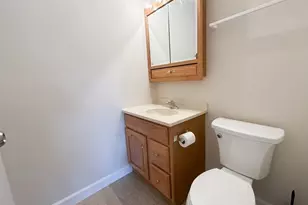 915 Westmoreland Dr, Vernon Hills, IL 60061 - Photo 10