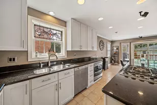 7110 N Odell Ave, Chicago, IL 60631 - Photo 4