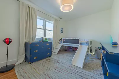 2921 N Seeley Avenue, Chicago, IL 60618 - Photo 18